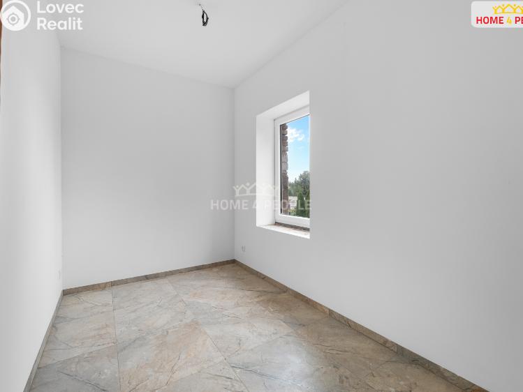 Pronájem bytu 2+KK Chrášťany č. 10