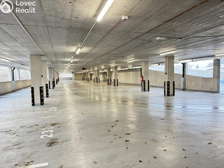 Pronájem garážového stání Pardubice, nábřeží Závodu míru 2940 č. 3