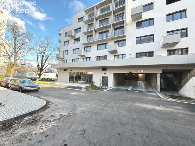 Pronájem garážového stání Pardubice, nábřeží Závodu míru 2940 č. 4