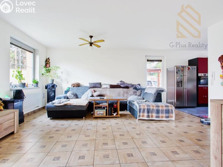 Prodej rodinného domu Zlonín, Modřínová č. 17