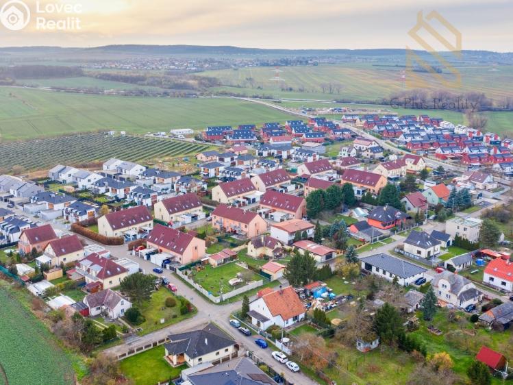 Prodej rodinného domu Zlonín, Modřínová č. 45