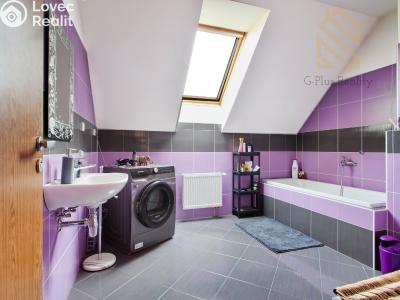 Prodej rodinného domu Zlonín, Modřínová č. 4