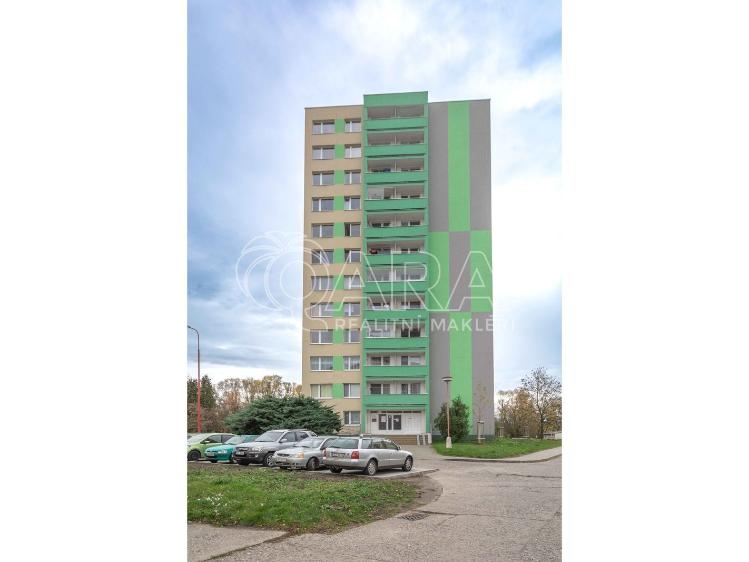 Pronájem bytu 1+KK Neratovice, Kojetická 1025 č. 4