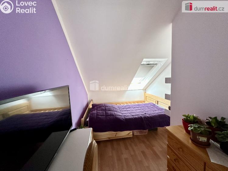 Pronájem bytu 2+1 Ostrov, Kollárova č. 9