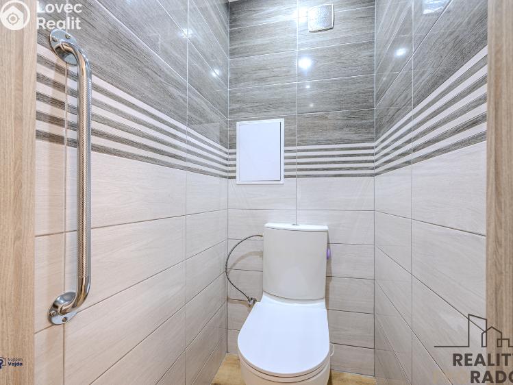 Prodej bytu 3+1 Orlová, Adamusova 1249 č. 13