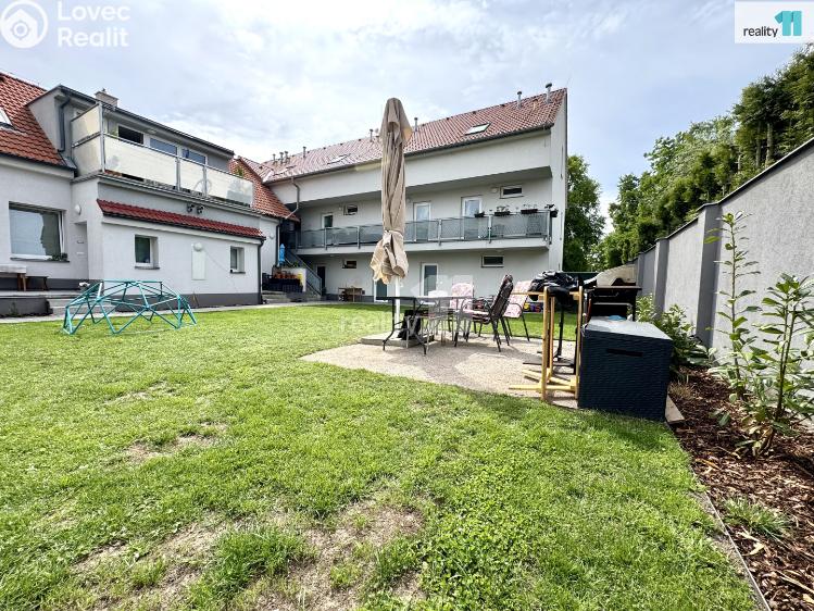 Pronájem bytu 3+KK Jeneč, Lidická č. 13