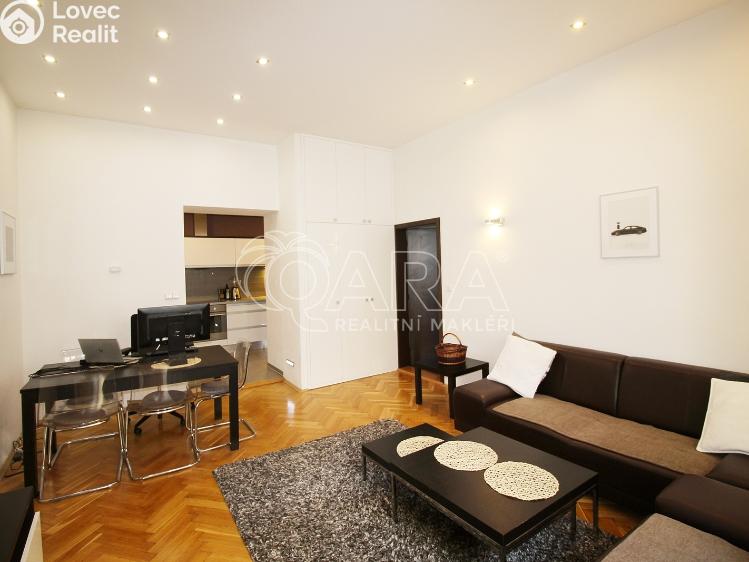 Pronájem bytu 2+KK Praha, Kubelíkova 1224/42 č. 2