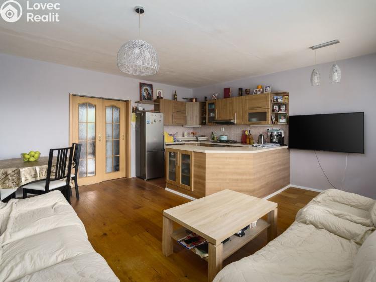 Продажа квартиры 4+KK Praha, Tupolevova 472 č. 2