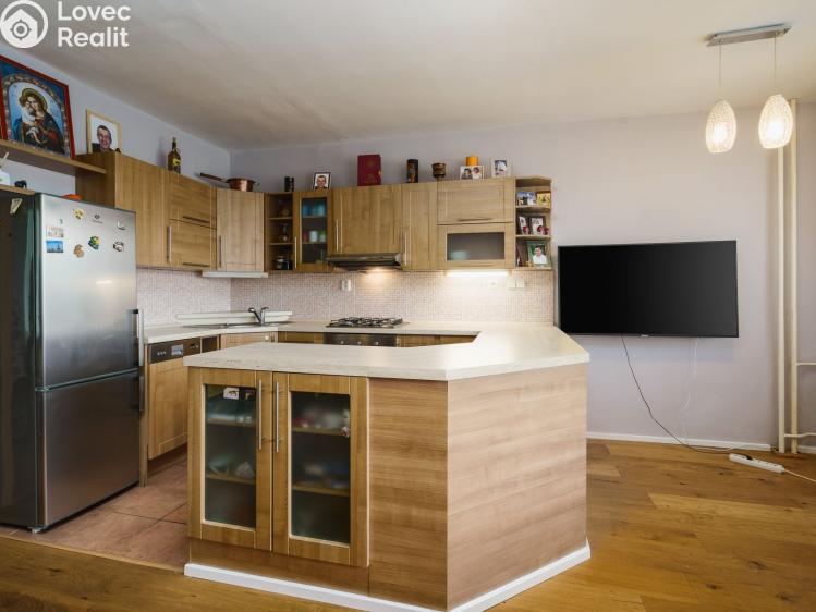 Продажа квартиры 4+KK Praha, Tupolevova 472 č. 5