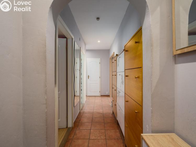 Продажа квартиры 4+KK Praha, Tupolevova 472 č. 22