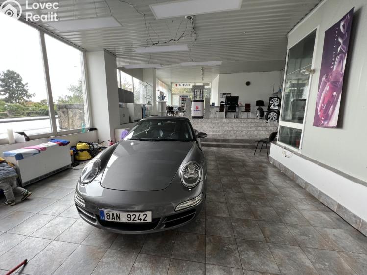 Продажа коммерческой недвижимости Praha 6, Břevnov, Diskařská 83/0 č. 1