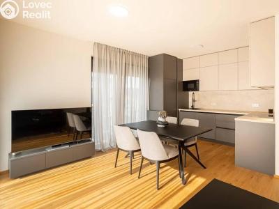 Продаж квартири 3+KK Praha, Prokofjevova č. 1