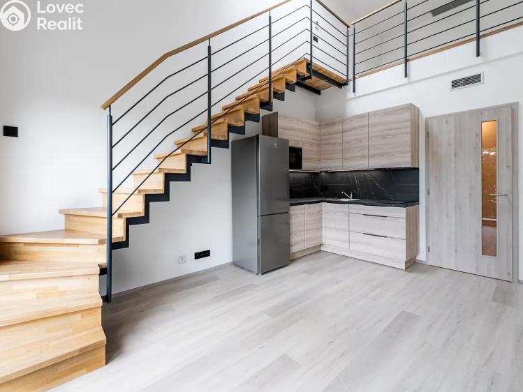 Оренда квартири 2+KK Praha, Slivenecká č. 1