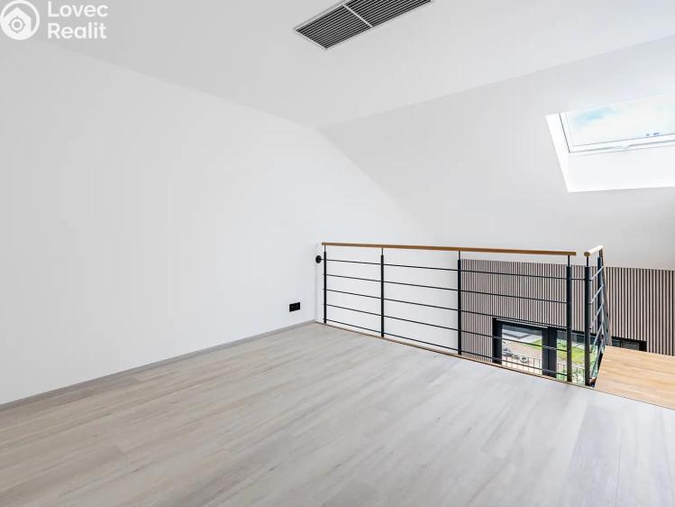 Оренда квартири 2+KK Praha, Slivenecká č. 5