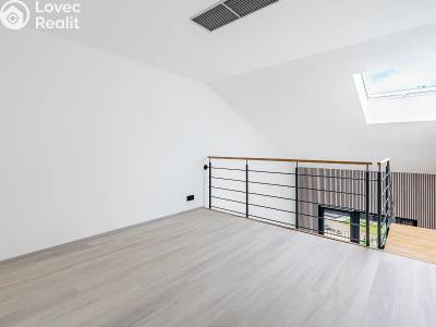 Оренда квартири 2+KK Praha, Slivenecká č. 5