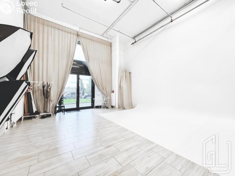 Продаж торгового приміщення Praha, Počernická č. 10