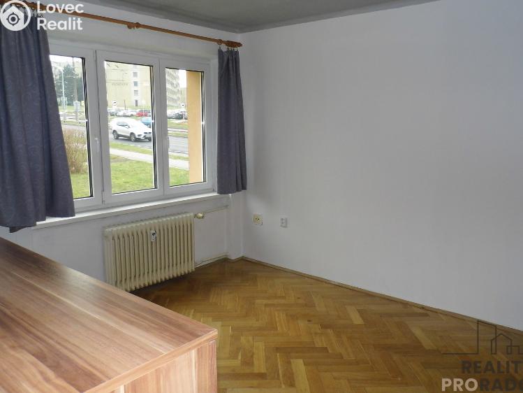 Pronájem bytu 1+KK Ústí nad Labem, Sociální péče č. 3