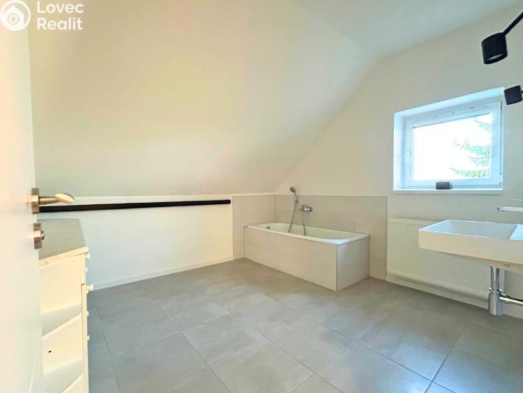 Оренда сімейного будинку Kyšice, V. Vlčka 202 č. 18