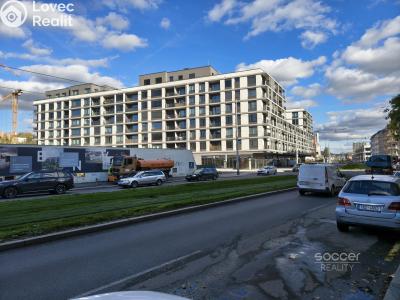 Pronájem garážového stání Praha, Střídavá č. 6