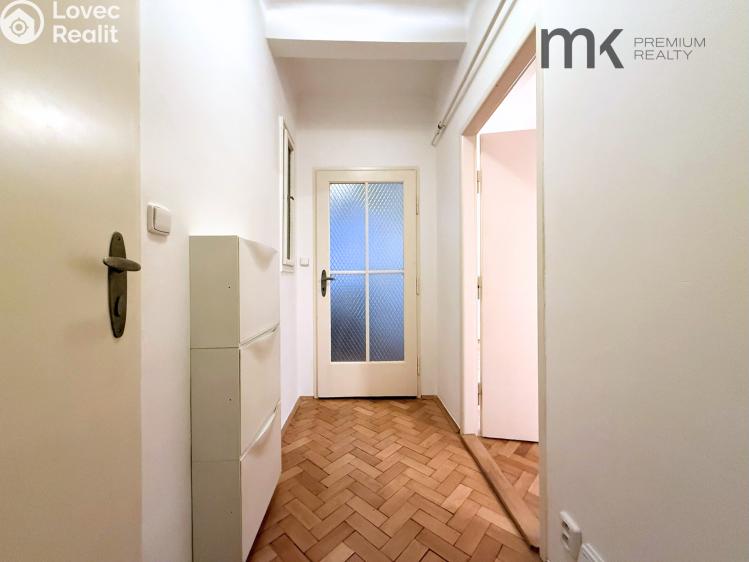 Rent apartment 1+1 Praha, Kouřimská č. 6