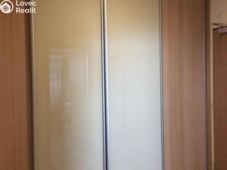 Sale apartment 2+KK Praha, Svitákova 2818/9 č. 5