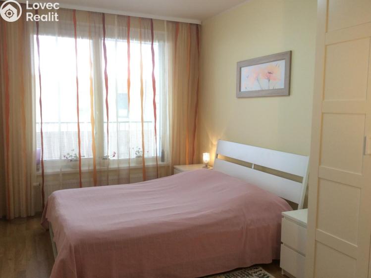 Sale apartment 2+KK Praha, Svitákova 2818/9 č. 6