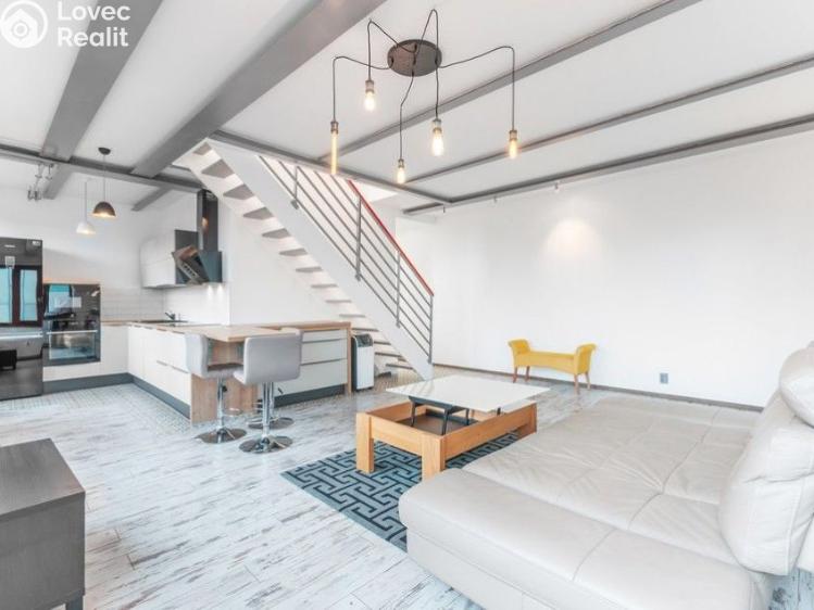 Rent apartment 3+KK Praha, Novákových č. 8