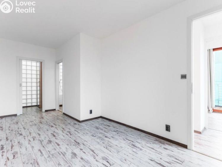 Rent apartment 3+KK Praha, Novákových č. 18