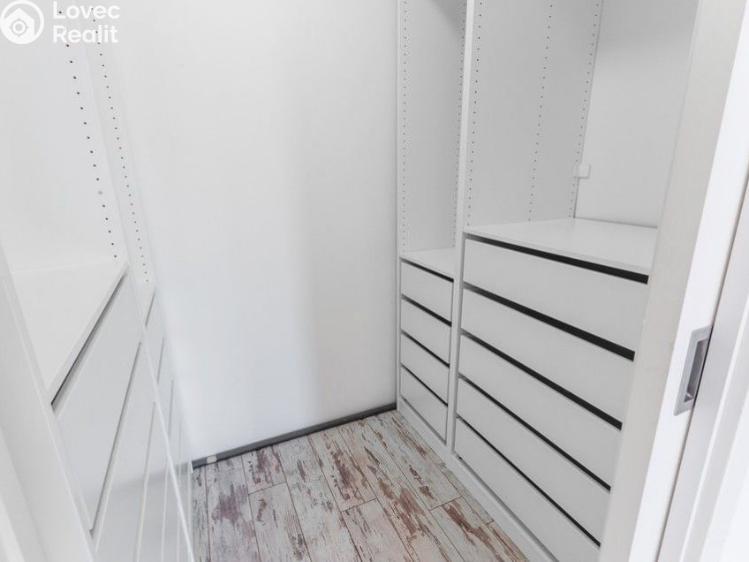 Pronájem bytu 3+KK Praha, Novákových č. 19