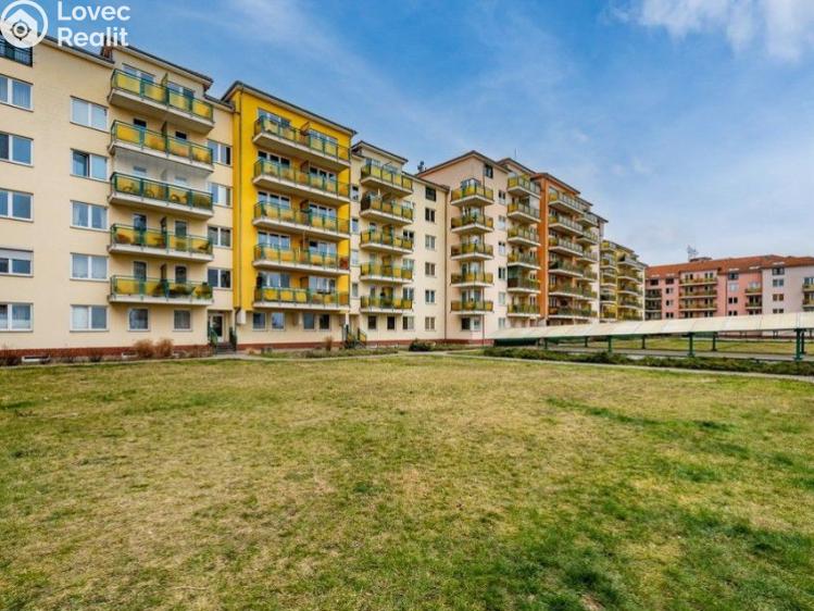 Pronájem bytu 2+KK Praha, Padovská č. 13