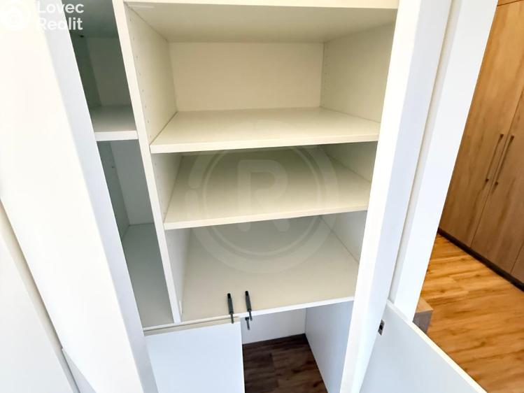 Pronájem bytu 2+1 České Budějovice, Plzeňská 2139/8 č. 12