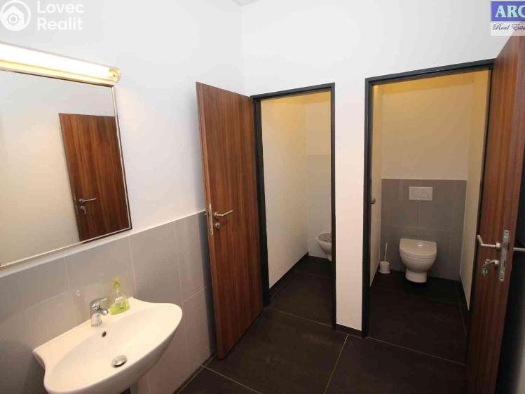 Оренда складу Praha, Kostelecká č. 7