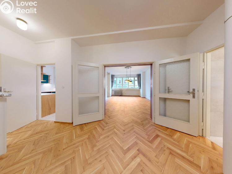 Rent apartment 3+1 Praha, Milady Horákové č. 4