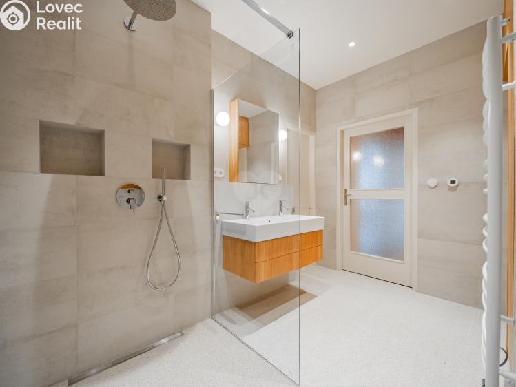 Rent apartment 3+1 Praha, Milady Horákové č. 17