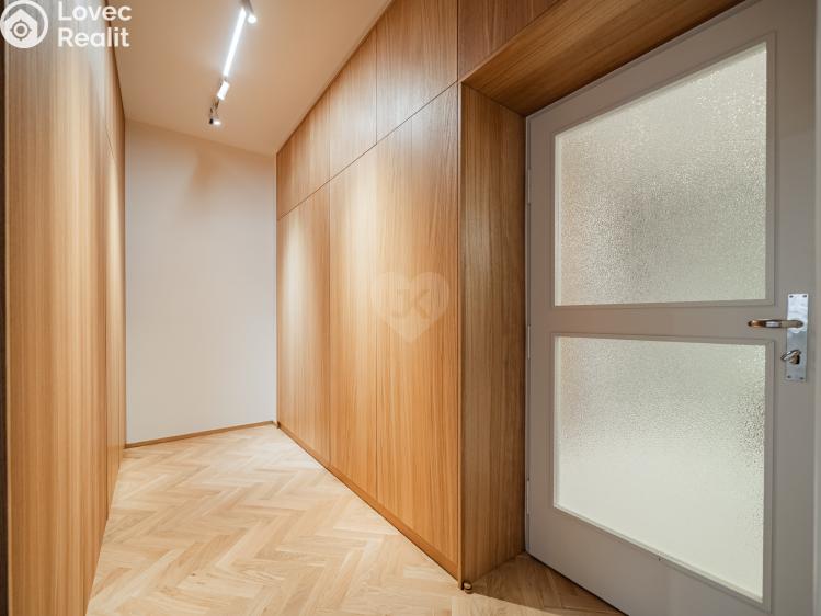 Rent apartment 3+1 Praha, Milady Horákové č. 18