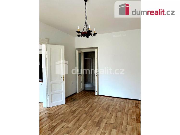 Pronájem bytu 2+1 Plzeň, Hálkova č. 9