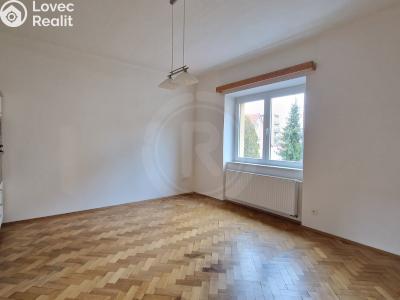 Pronájem bytu 2+1 České Budějovice, Čechova č. 3