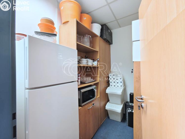 Оренда офісного приміщення Praha, Hvězdova 1073/33 č. 16