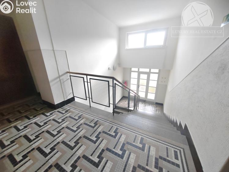 Rent apartment 1+KK Praha, Podolská č. 12