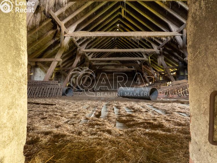 Продаж складу Kolinec č. 6