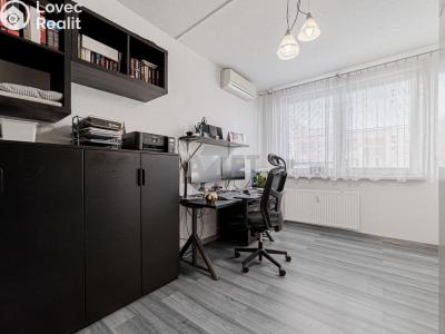 Prodej bytu 3+1 Orlová, Karla Dvořáčka č. 6