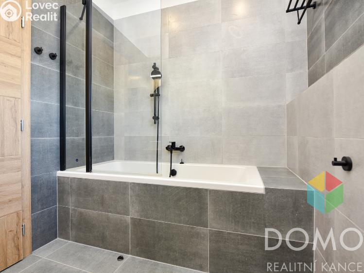 Pronájem bytu 3+KK Beroun, Na Vinici 996/34 č. 16