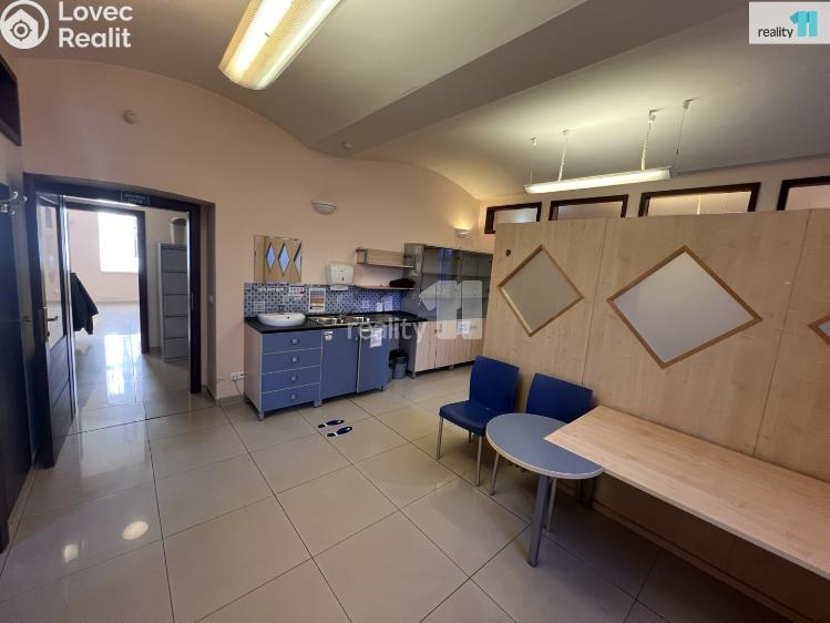 Pronájem obchodního prostoru Karlovy Vary, Chebská č. 1