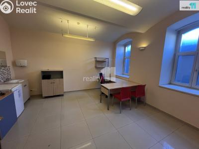 Pronájem obchodního prostoru Karlovy Vary, Chebská č. 3