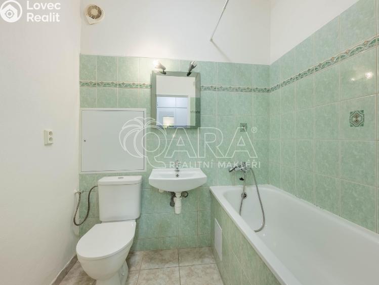 Rent apartment 1+KK Praha, Spojařů 1254 č. 9