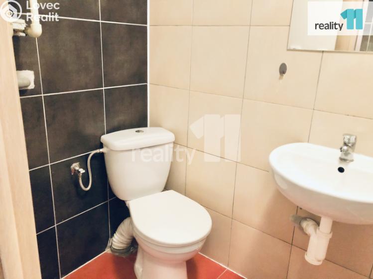 Pronájem bytu 1+1 Praha 12, náměstí Antonína Pecáka č. 5