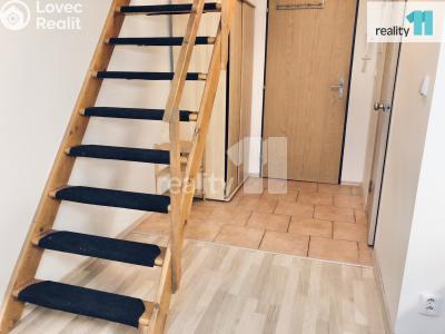 Pronájem bytu 1+1 Praha 12, náměstí Antonína Pecáka č. 2