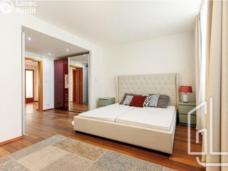 Pronájem bytu 3+KK Praha, Korunní 810/104 č. 4