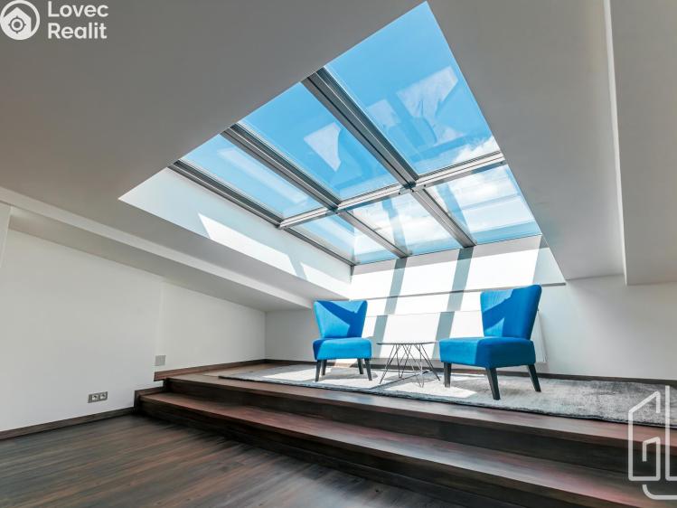 Pronájem bytu 3+KK Praha, Korunní 1166/41 č. 10