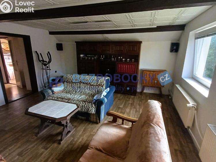 Pronájem bytu 3+1 Golčův Jeníkov č. 2